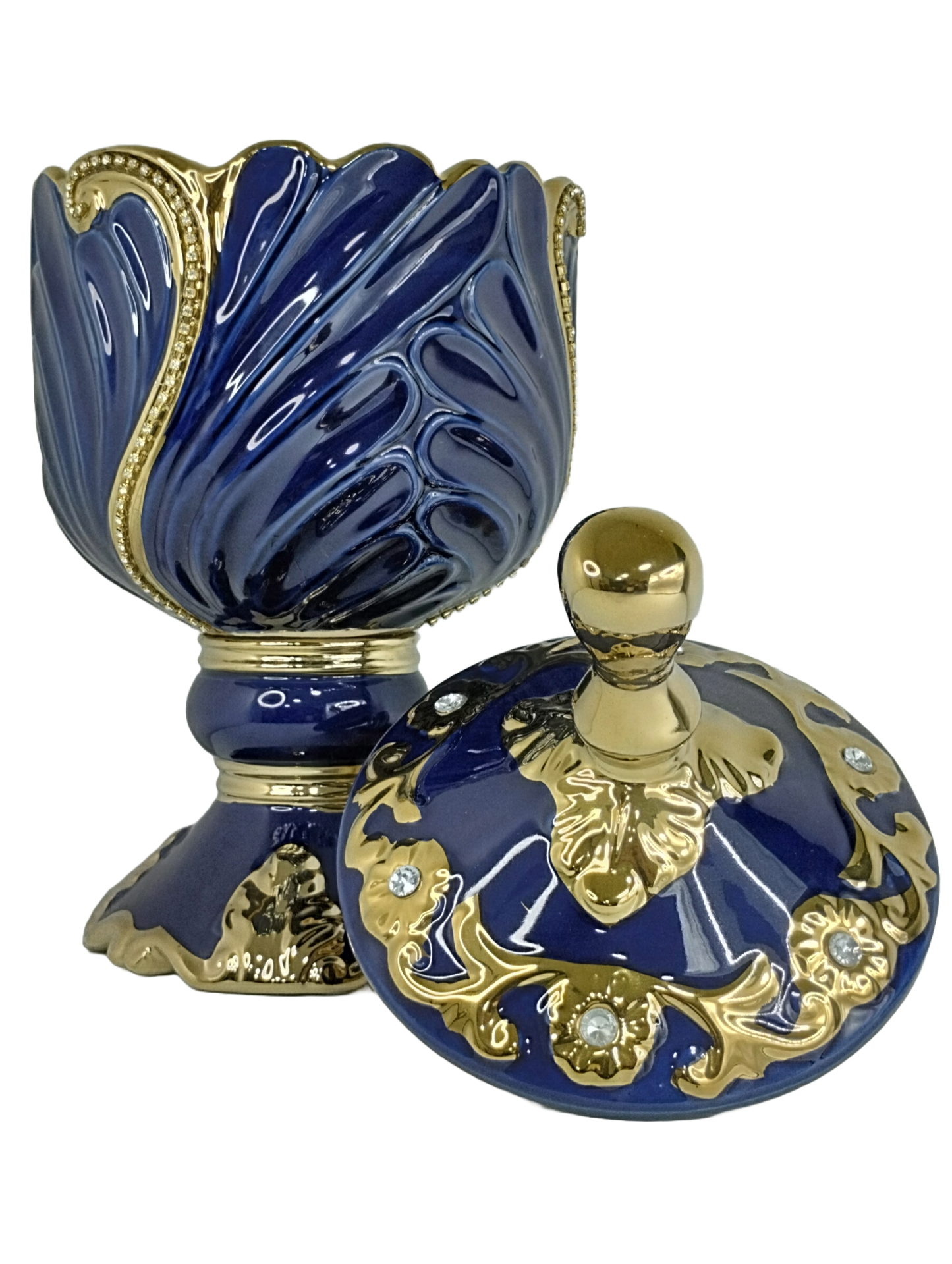 Yemaya Soup Tureen in the Shape of a Cup