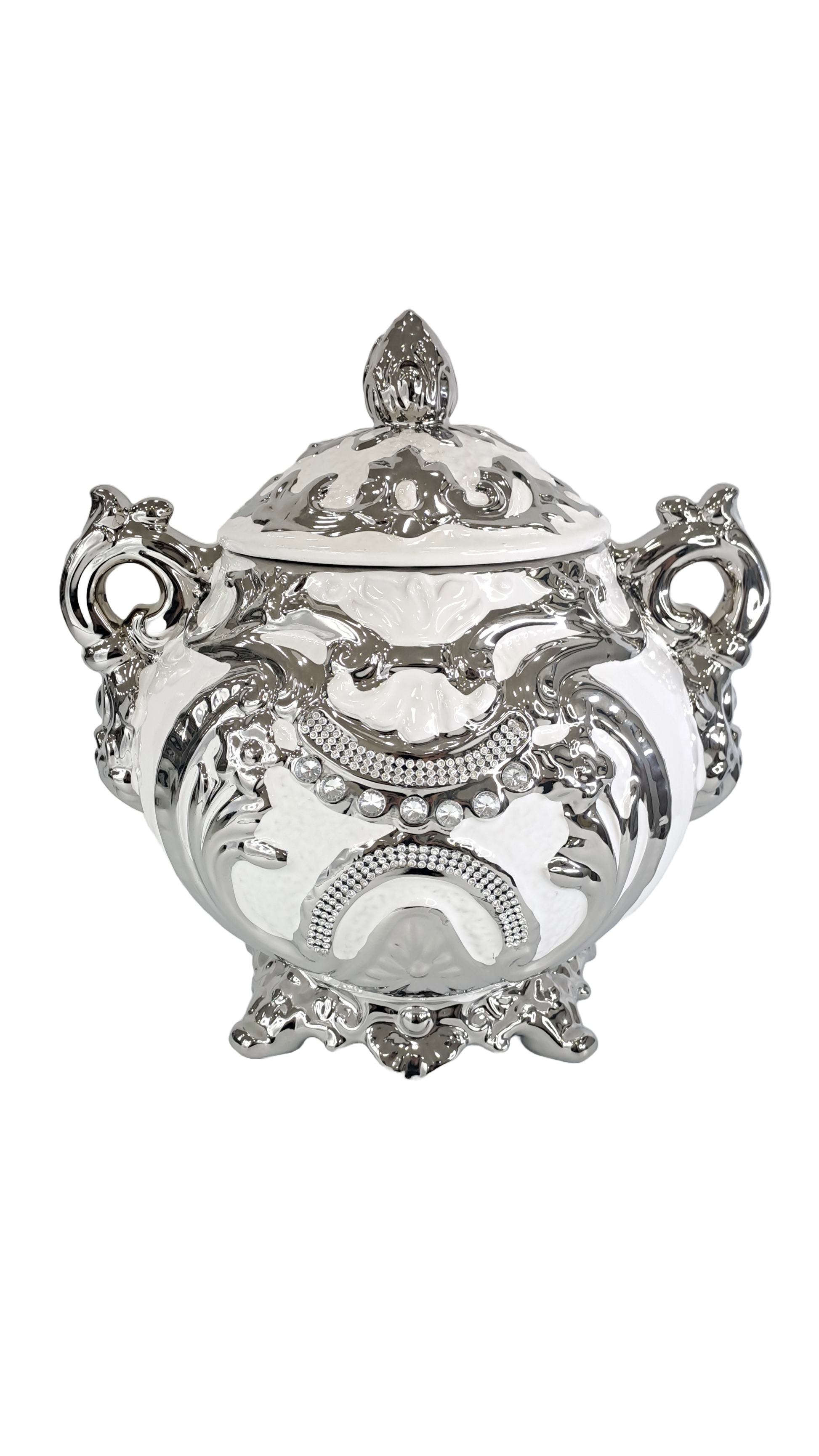 sopera redonda mediana con asas blanco y plateado obatala